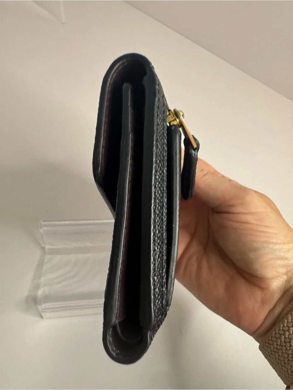 #423 Coach Wyn Crossgrain Leather Trifold Compact Wallet